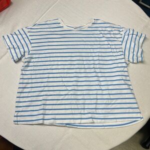 Old Navy Blue and White Striped Short Sleeve Tee